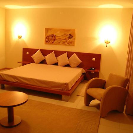 Hotel Pombeira غوآردا الغرفة الصورة